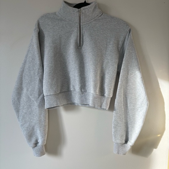 Aritzia TNA Quarter-Zip Cropped Sweater - Picture 3 of 8